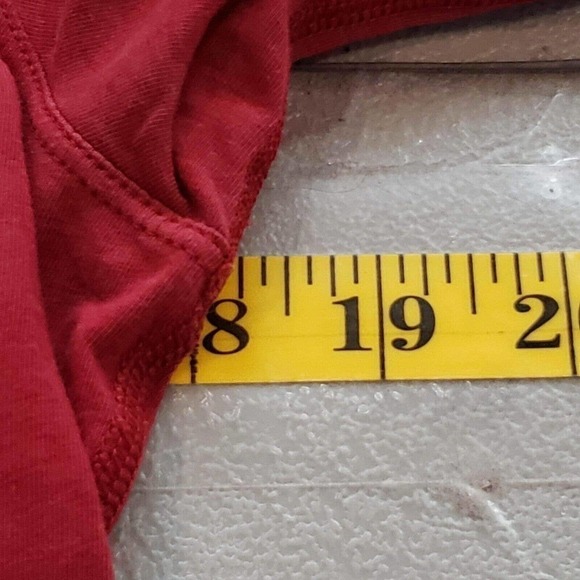 Lululemon Shirt Long Sleeve Top Women's Size 6 Solid Red Scoop Neck - Picture 7 of 9